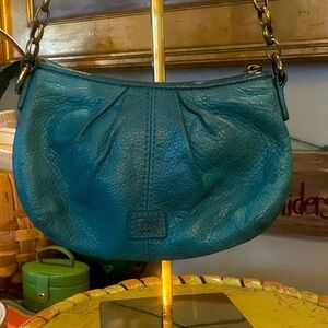 Fossil Blue Leather Crossbody Shoulder Bag with two straps one leather one chain